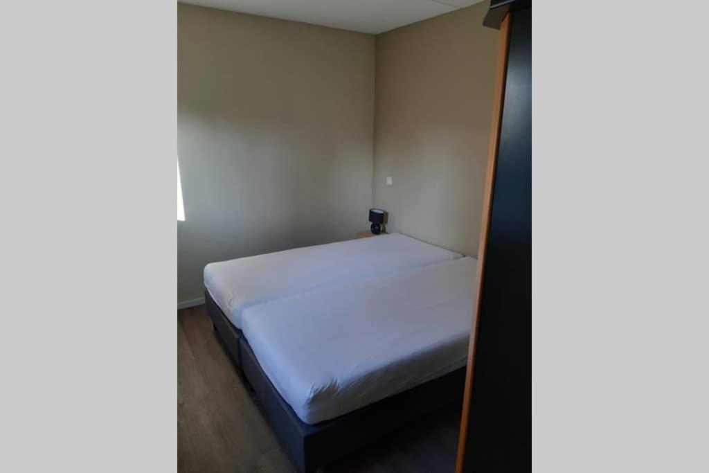 Amazing Home In Vlagtwedde, 3 Bedrooms, Recently Renovated For Recreational Purposes Only מראה חיצוני תמונה